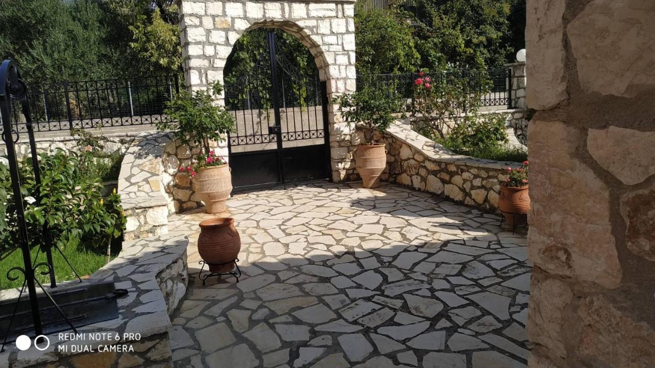 Sofias Cottage Razata Argostoli Exteriör bild